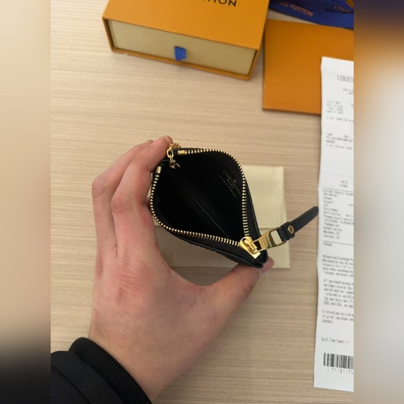 Louis Vuitton Key Pouch - Picture 10 of 13